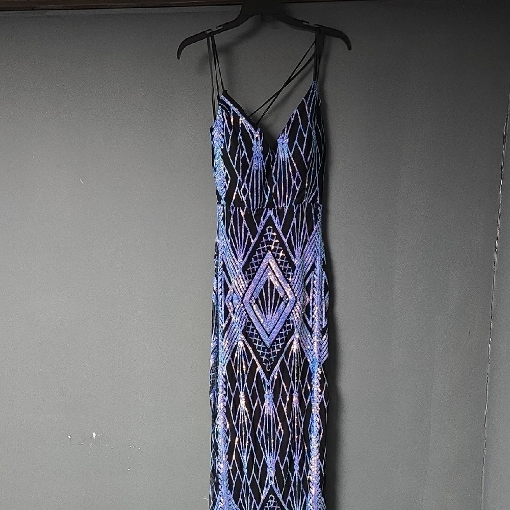 Emerald Sundae Blue and Black Backless Dress